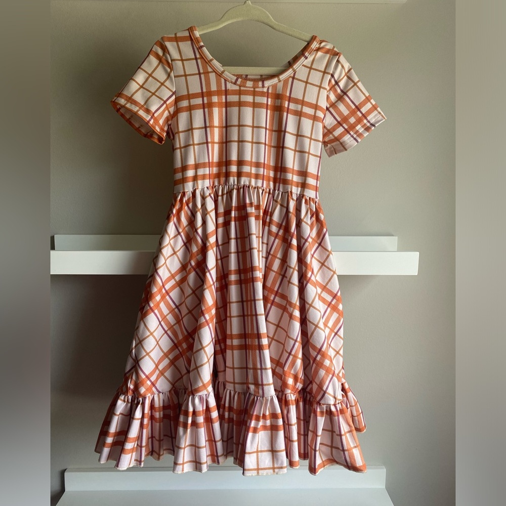 Girlhood Little Stocking company twirl dress 5T EUC